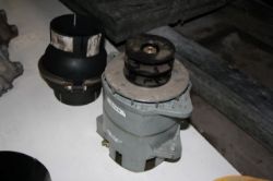 Alternator resmi