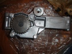 PUMP GP-ENGINE OIL resmi