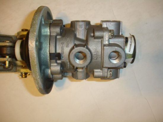Picture of VALVE GP-AIR CONTROL  -SERVICE BRAKE
