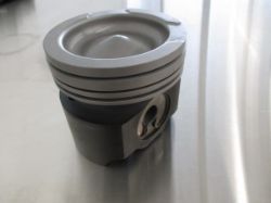 Piston resmi