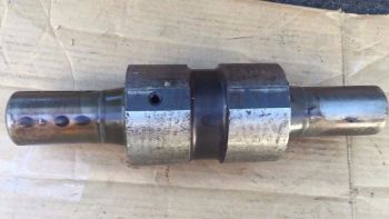 SHAFT IDLER TRACK resmi