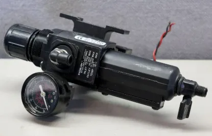 Picture of Filter/Regulator, 1/4" PTF, Metal Bowl, Manual, 40 Mic, 5-150 PSI, B72G Series